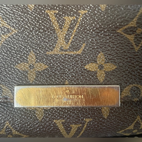 Authentic Louis Vuitton Favorite PM in Monogram good used condition - Picture 3 of 16